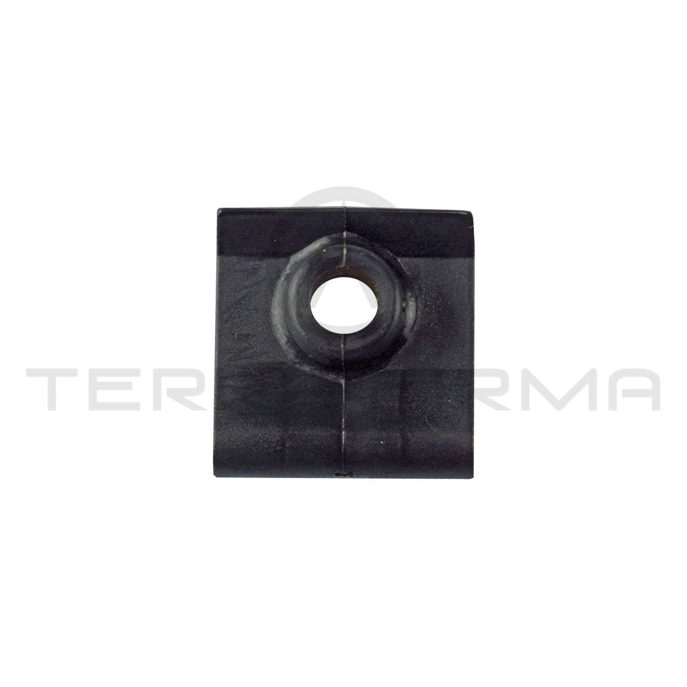 Nissan, Nissan Fairlady Z32 Inner Fender Grommet (63120E)